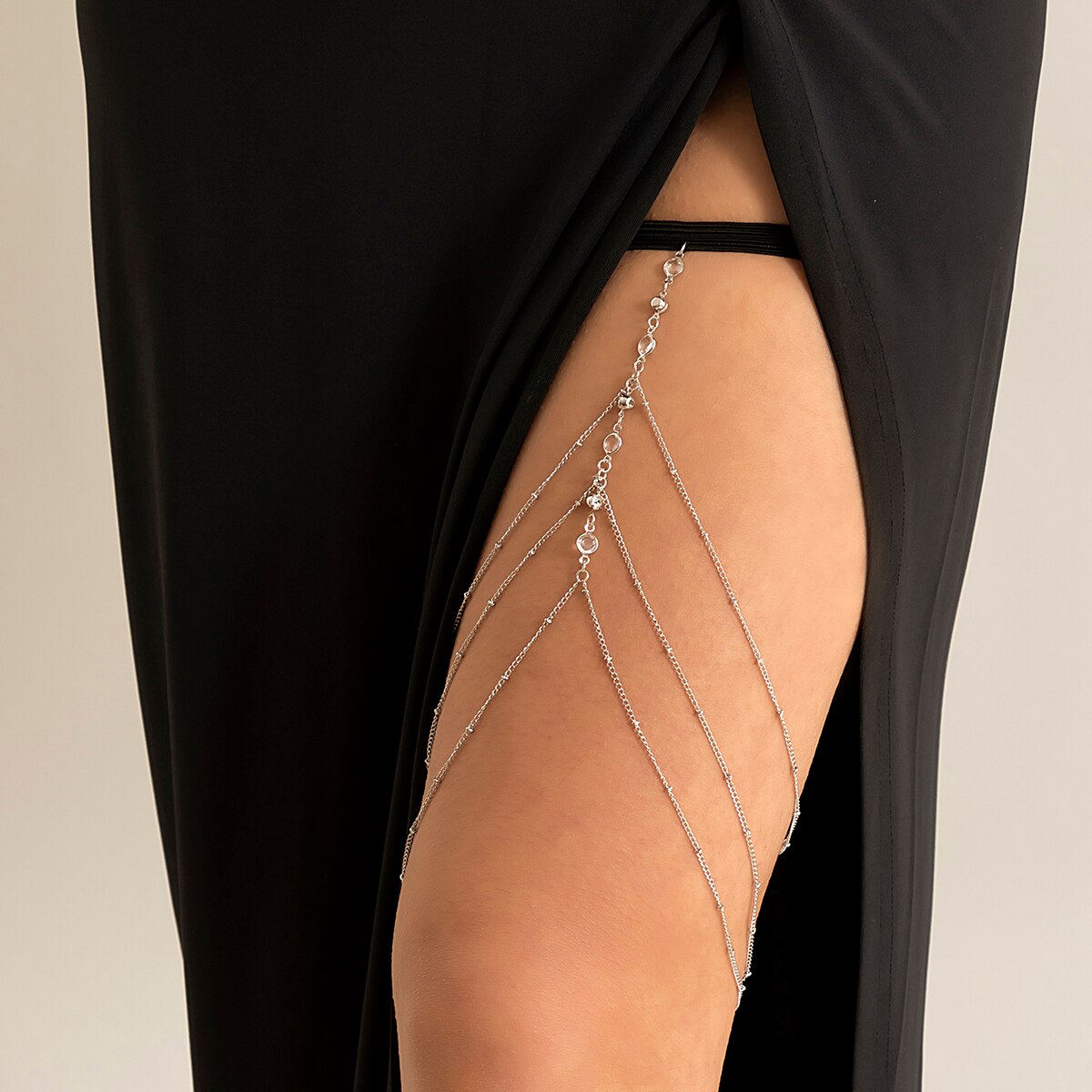 自由奔放に生きる弾性バンドクリスタル脚太ももチェーン女性の夏 - Body Jewelry Types のレビューと価格