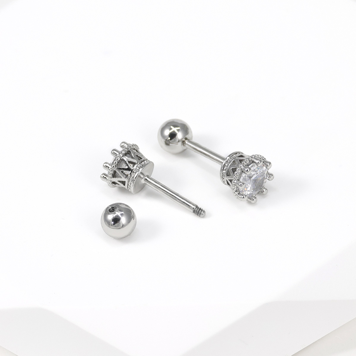 2 個軟骨イヤリングスタッド女性のためのサージカルスチールイ - Body Jewelry Surgical Steel のレビューと価格
